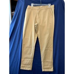 Levi's Chino Women's Style 36127-0000 Waist 31 Length 28